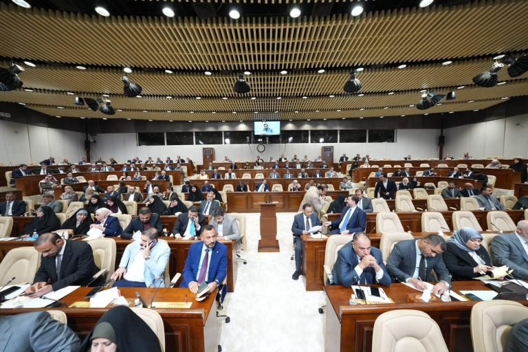 الجلسة السابعة عشرة